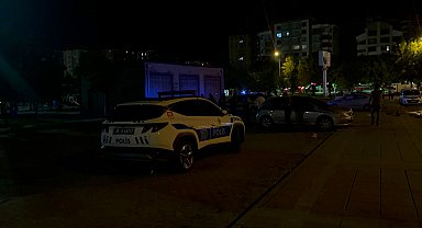 16 yaşındaki kız, 17 yaşındaki kızı bıçakladı