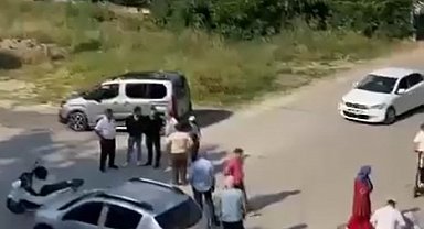 24 saat arayla aynı yerde kaza yaptılar; kadın ikinci kez yaralandı