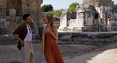 'Antalya Gambit' mini dizisi GoTürkiye'de yayında