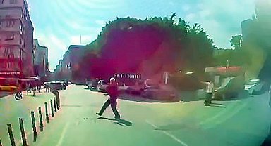 'Ben içindeki candan sorumluyum' dedikten saniyeler sonra minibüsüyle yayaya çarptı