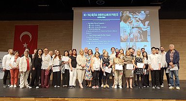 65'inden sonra öğrenci oldular, üniversiteli gençlerden ders aldılar