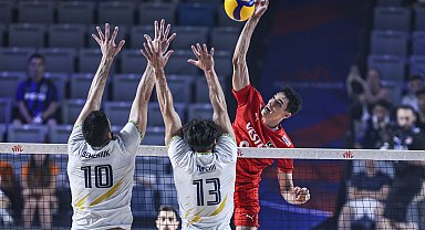 A Milli Erkek Voleybol Takımı, Ukrayna'ya 3-0 mağlup oldu