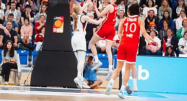 A Milli Kadın Basketbol Takımı, hazırlık maçında Almanya'ya 81-65 mağlup oldu