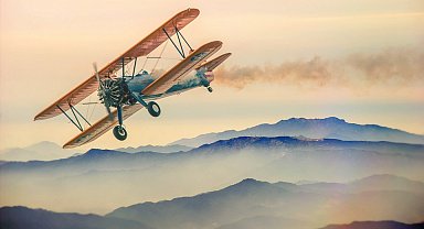 Almanya'da küçük uçak evin üzerine düştü: 2 kişi yaşamını yitirdi