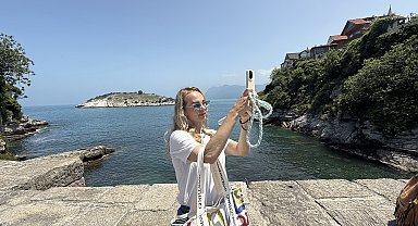 Amasra'da bayram yoğunluğu; 4 günde 19 bin 143 araç giriş yaptı