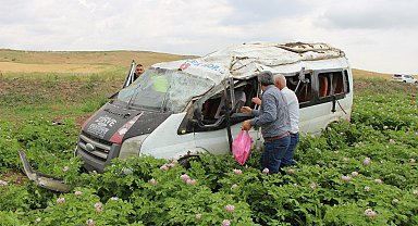 Amasya'da yolcu minibüsü takla attı: 1 ölü, 4 yaralı