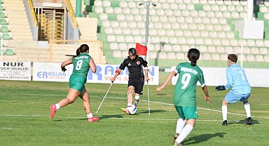 Ampute A Milli Takımı ile Kırşehir Kadın Futbol Takımı karşı karşıya geldi