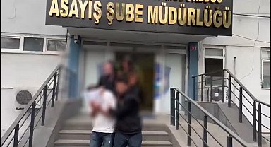 ATM'lerde işlem yapmakta zorlananları yardım bahanesiyle dolandıran 2 şüpheli tutuklandı