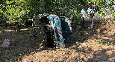 Aydın'da bahçeye devrilen otomobilin sürücüsü alkollü çıktı; 4 yaralı