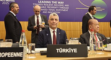 Bakan Bolat, Fransa'da temaslarını sürdürüyor