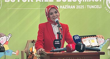 Bakan Göktaş, kadın kooperatifinde hamur açtı