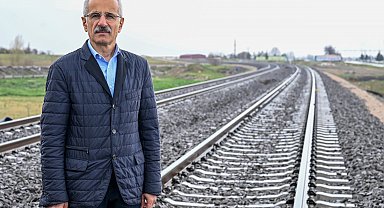 Bakan Uraloğlu: 8 milyon kişi daha hızlı tren konforuna kavuşacak