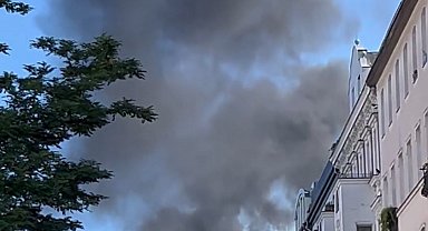 Berlin'de inşaat halindeki binada yangın çıktı