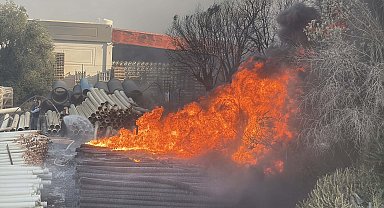 Bodrum'da, açık depo alanındaki yangın söndürüldü