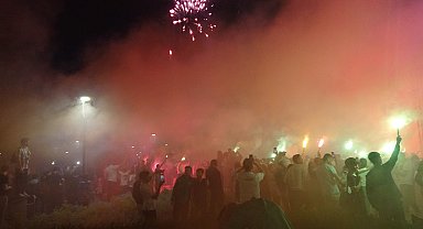 Bursaspor, 62'nci yılını meşalelerle kutladı