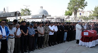 Çankırı'daki kazada yaşamını yitiren 2 polis memuru, memleketlerine uğurlandı