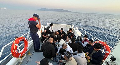 Datça'da 23 kaçak göçmen kurtarıldı