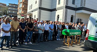 Denizde boğulan Alperen, son yolculuğuna uğurlandı