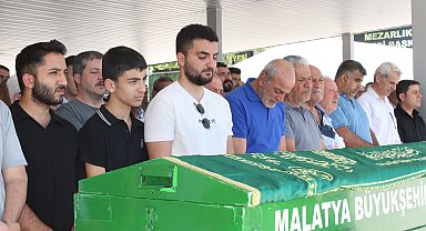 Denizde boğulan baba ile oğlu bir gün arayla toprağa verildi
