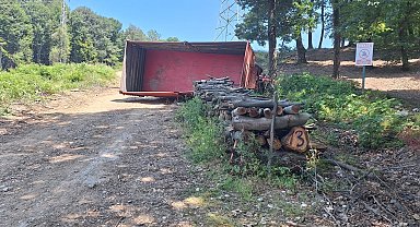 Devrilen traktörün altında kalan sürücü, 10 gün sonra öldü