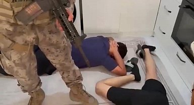 Diyarbakır merkezli 14 ilde 'Akbaba' operasyonu: 18 tutuklama