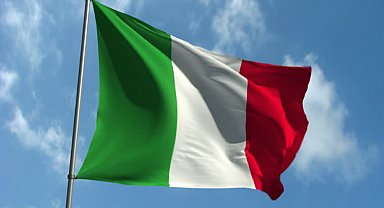 Filistinli doktor Neccar ve hayatta kalan son çocuğu İtalya'ya götürüldü