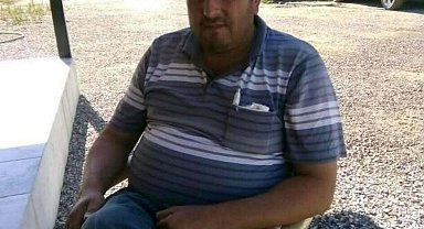 Hafif ticari araç, traktöre çarptı; muhtar öldü, 4 yaralı