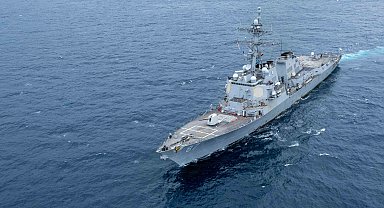 Husiler: İran'a olası saldırı durumunda Kızıldeniz'deki ABD savaş gemilerini hedef alırız