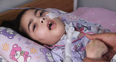 İğne alerjik reaksiyon gösterince Kamile Ebrar, yatağa bağımlı hale geldi