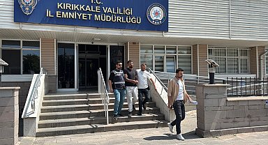 İki yıl önce kendisini tüfekle yaralayan husumetlisini tabancayla vurdu