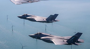 İngiltere'nin F-35 savaş uçağı Hindistan'a acil iniş yaptı