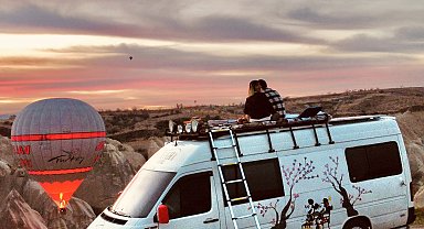 İşlerinden istifa edip, karavan hayatına geçen çift, Türkiye'yi geziyor