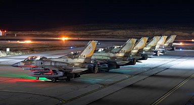 İsrail, İran'ın güneybatısına hava saldırılarını gerçekleştirdi