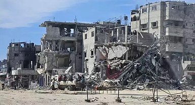 İsrail, yardım dağıtım noktasına saldırı düzenledi: En az 30 kişi hayatını kaybetti