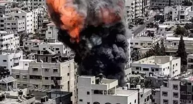 İsrail'in Gazze'de yardım almak isteyen Filistinlilere yönelik saldırısında 24 kişi hayatını kaybetti