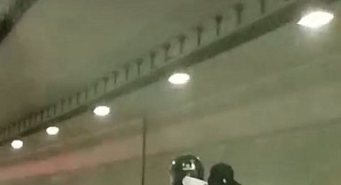 İstanbul - Avrasya Tüneli'nde 1'i bebek 3 kişinin motosiklette tehlikeli yolculuğu kamerada