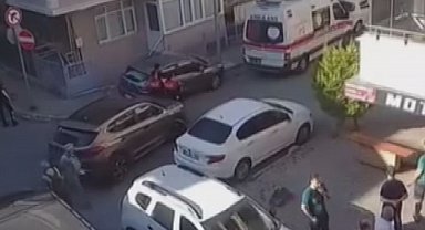 İstanbul - Bağcılar'da aranan şüpheli, polise yakalanmamak için çatıdan atladı