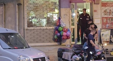 İstanbul- Bağcılar'da markete silahlı saldırı; önünden geçen çocuklar son anda kurtuldu