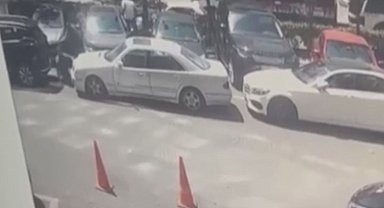 İstanbul - Bakırköy'de hastane bahçesinde vurulan kişi hayatını kaybetti; şüpheliler yurt dışına kaçmak isterken yakalandı