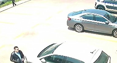 İstanbul - Başakşehir'de bankadan çekip araçta bıraktığı 4 milyon lira böyle çalındı