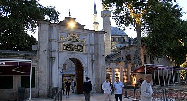 İstanbul- Bayram namazını Eyüpsultan Camii'nde kıldılar
