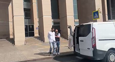 İstanbul - Beşiktaş'ta 'Mekanda eşime baktılar' diyerek döner bıçağıyla saldırdı; o anlar kamerada