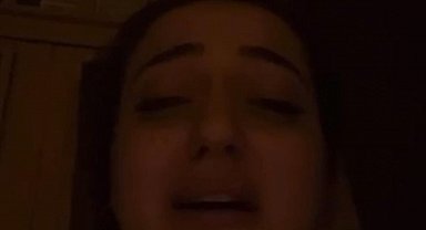 İstanbul - Esenler'de boşanma aşamasındaki eşinin evinin önünde video çekti; 'Hakkımı helal etmiyorum' dedi eşi gözaltına alındı Ek bilgiyle