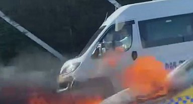 İstanbul - Fatih'te taksi alev alev yandı