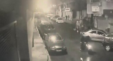 İstanbul - Kağıthane'de 7 kişinin yaralandığı el bombalı saldırıya ilişkin yeni görüntüler ortaya çıktı: 10 gözaltı