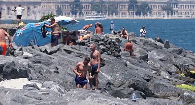 İstanbul- Kurban Bayramı'nı İstanbul'da geçirenler sahillere akın etti