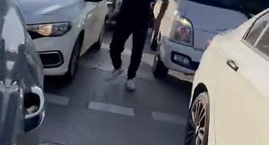 İstanbul-Maltepe'de trafikte tartıştığı kadın sürücüye çocuklarının yanında saldırdı