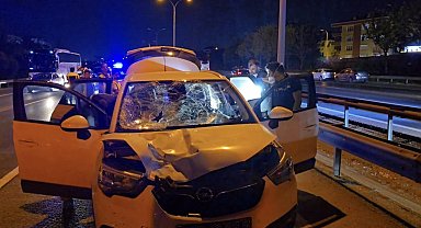 İstanbul- Sultanbeyli TEM'de otomobilin çarptığı yaya hayatını kaybetti