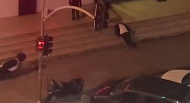 İstanbul- Sultangazi'de kaldırımda hareketsiz yatan adamı dubayla uyandırmaya çalıştı