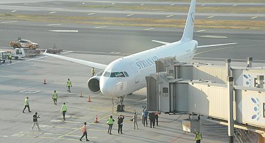 İstanbul - Syrian Air, 12 yıl sonra İstanbul'a ilk uçuşunu gerçekleştirdi